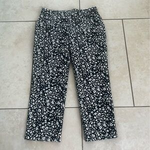 NWT Ann Taylor The Crop Mid Rise Blue White Ditzy Floral Trouser Pants Womens 6